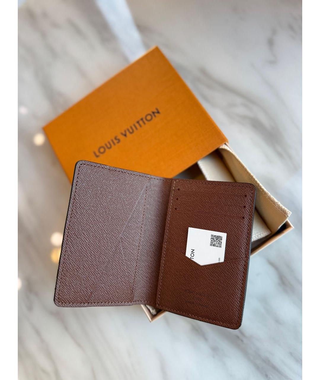 LOUIS VUITTON Коричневый кардхолдер, фото 5