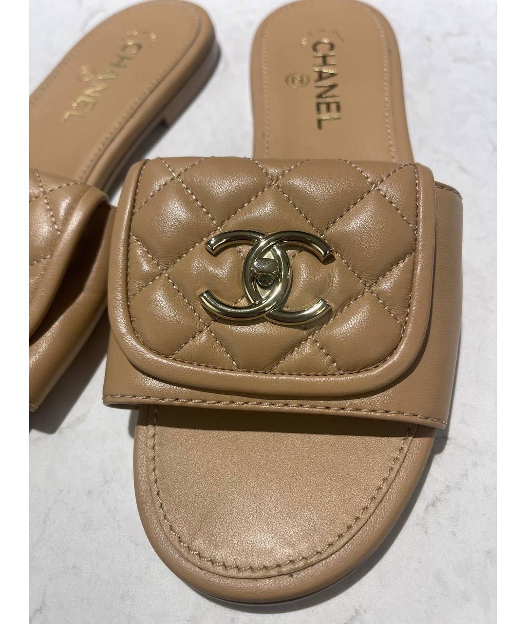 CHANEL Бежевые кожаные шлепанцы, фото 2
