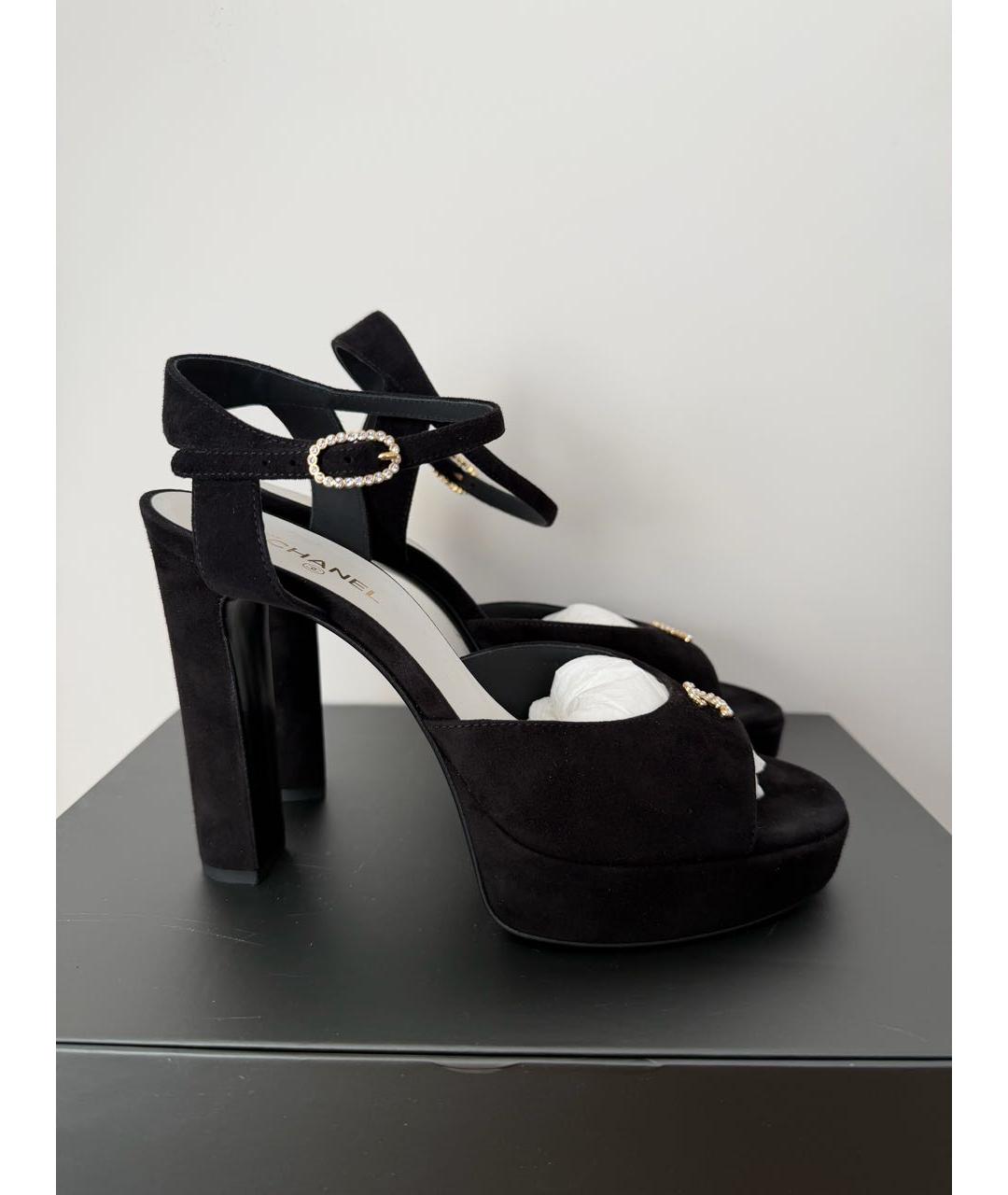 CHANEL Черные замшевые босоножки, фото 5