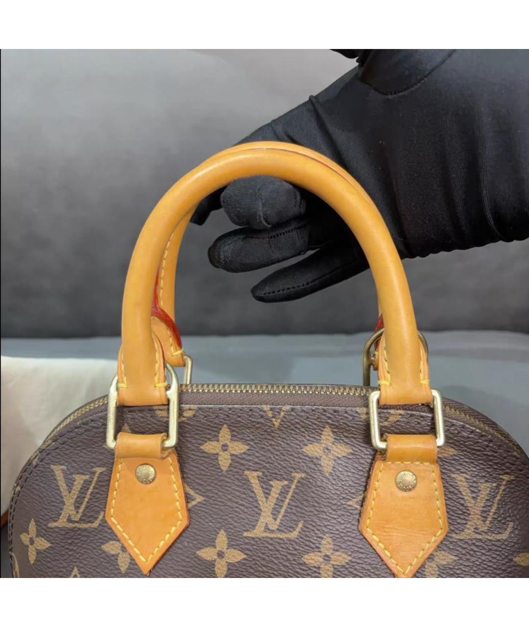 LOUIS VUITTON Коричневая кожаная сумка с короткими ручками, фото 3