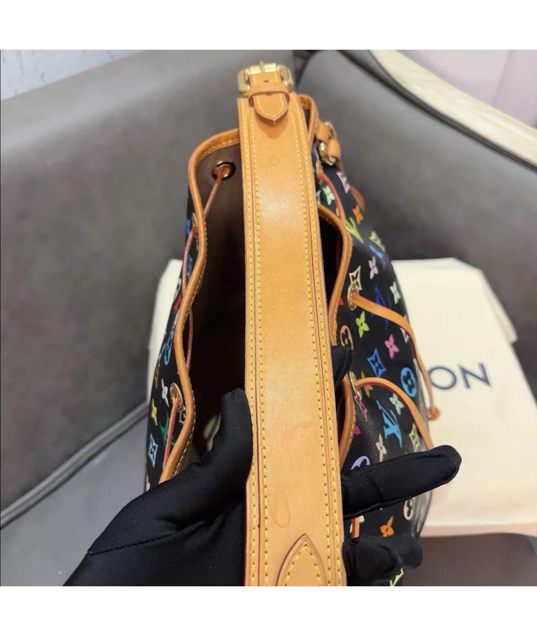 LOUIS VUITTON Черная кожаная сумка тоут, фото 5