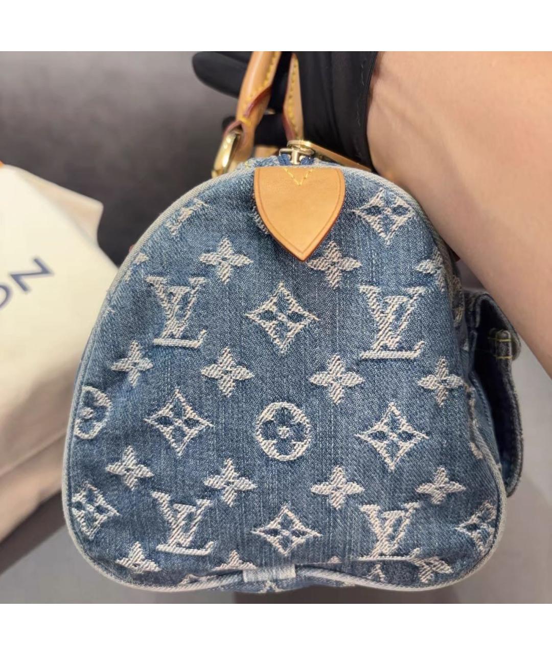 LOUIS VUITTON Голубая деним сумка с короткими ручками, фото 7