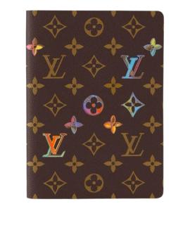 LOUIS VUITTON Книга