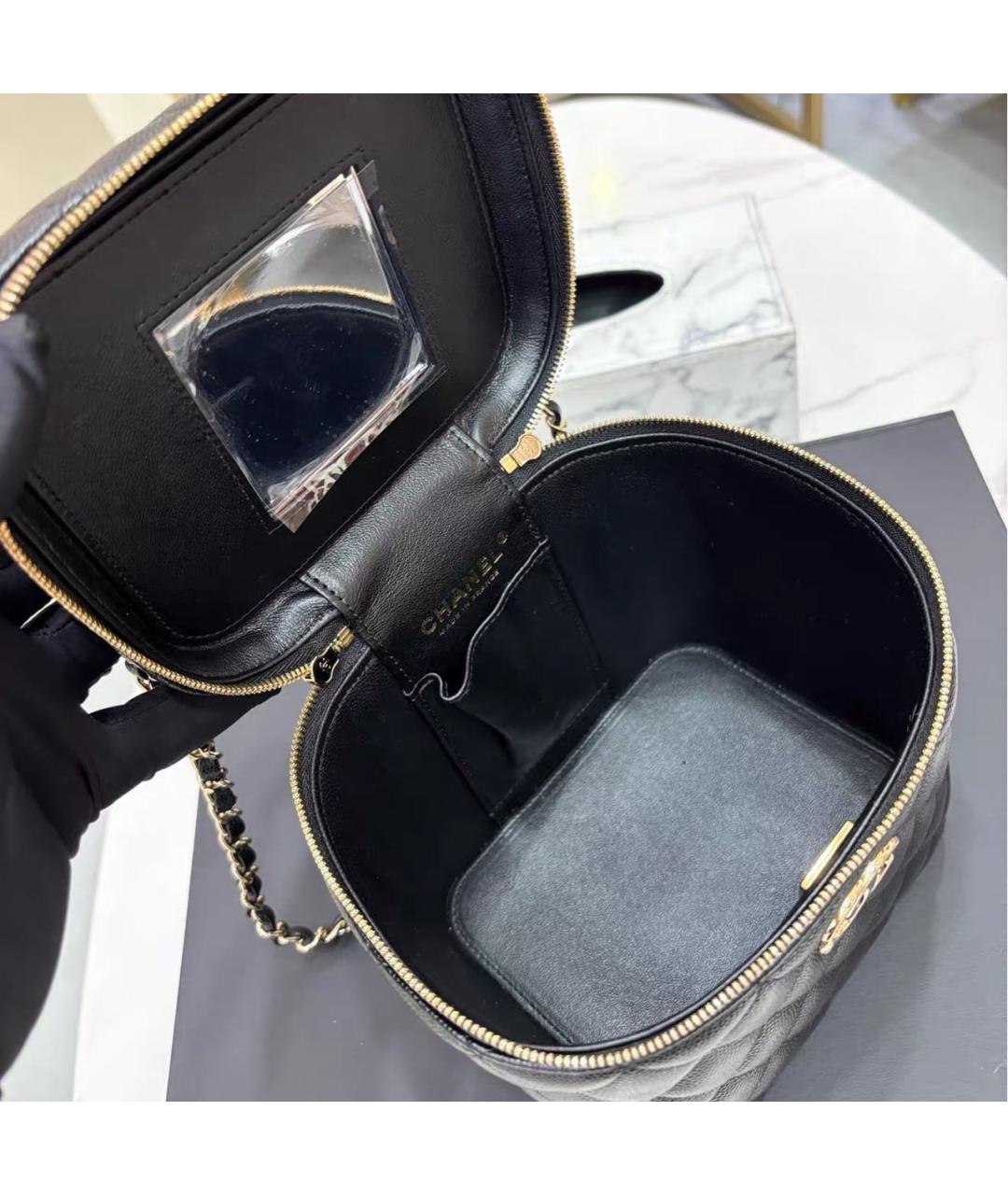 CHANEL Черная кожаная сумка через плечо, фото 7