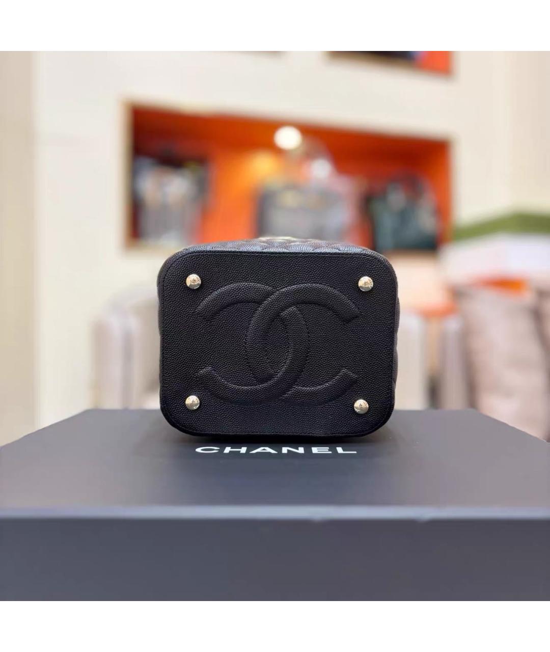 CHANEL Черная кожаная сумка через плечо, фото 5