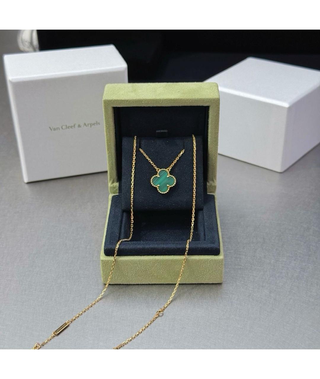 VAN CLEEF & ARPELS Зеленая подвеска, фото 2