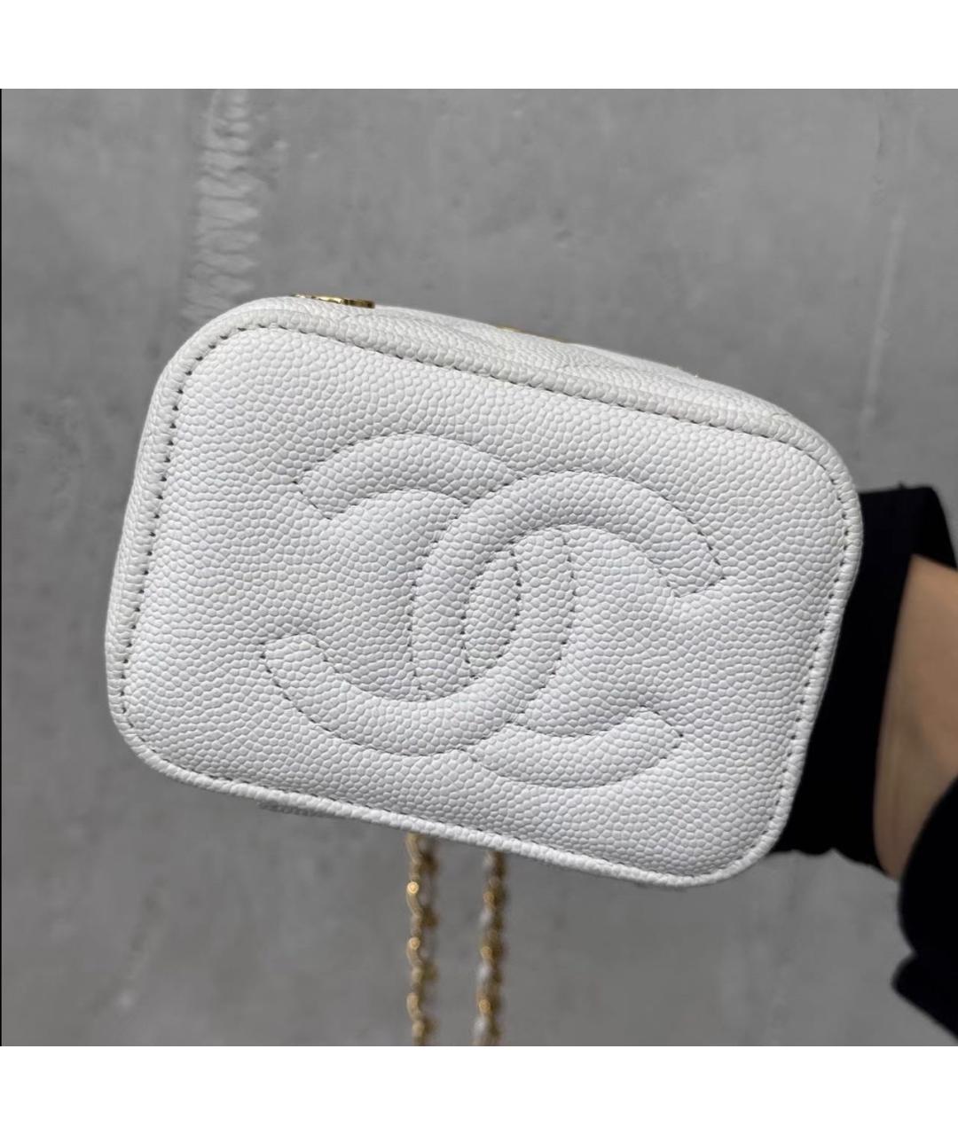 CHANEL Белая кожаная сумка через плечо, фото 2