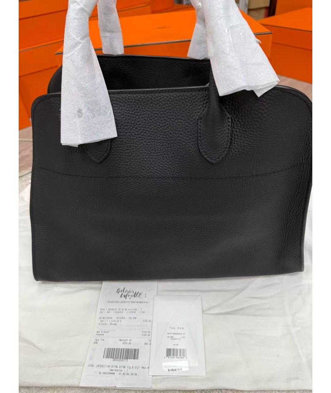 THE ROW Черная кожаная сумка с короткими ручками, фото 3