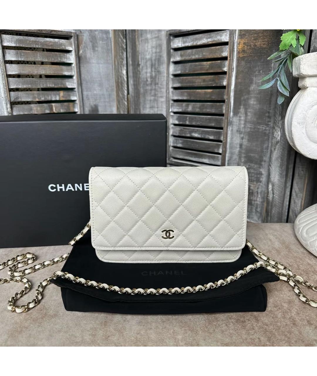 CHANEL Белая кожаная сумка через плечо, фото 9