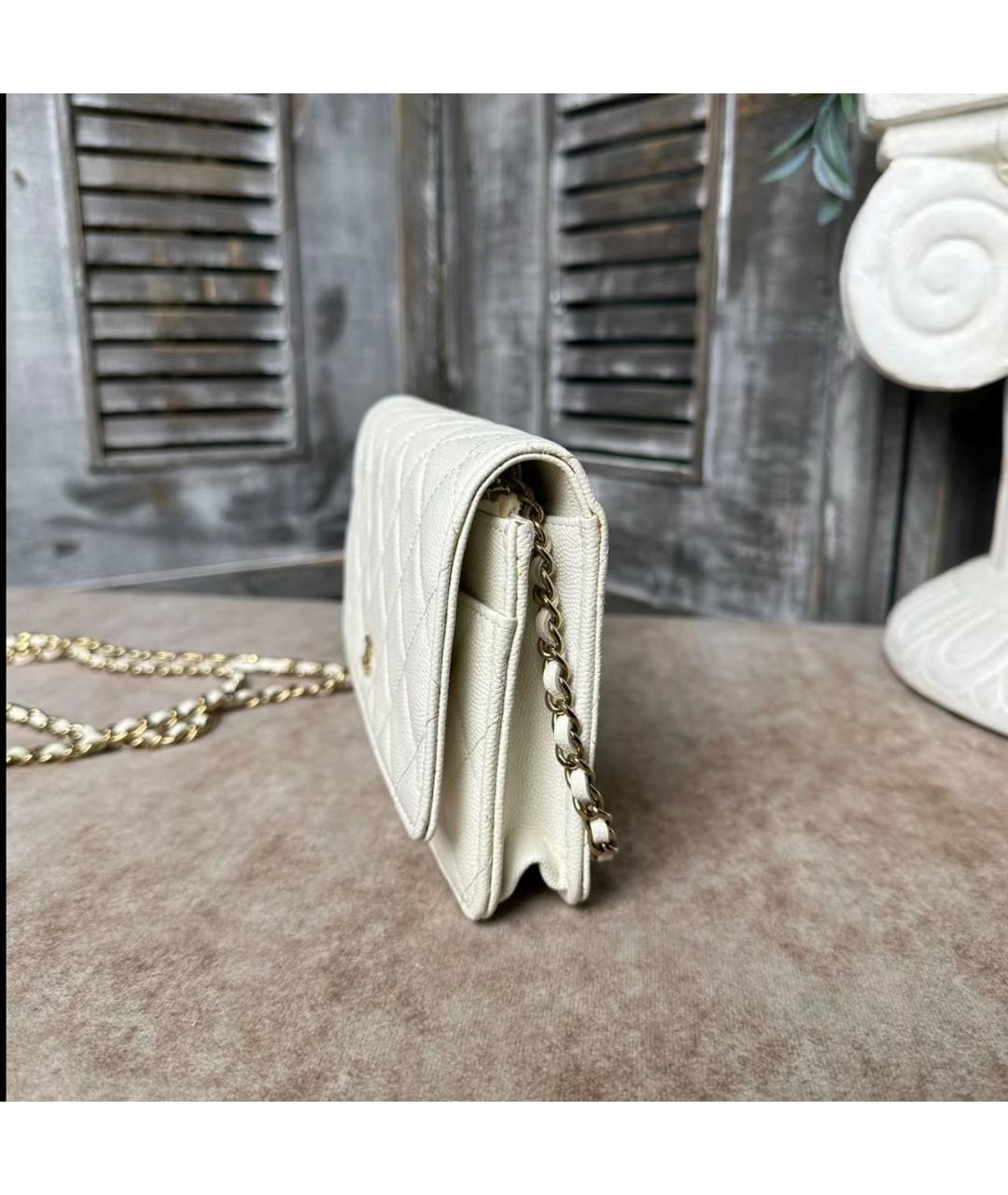CHANEL Белая кожаная сумка через плечо, фото 5