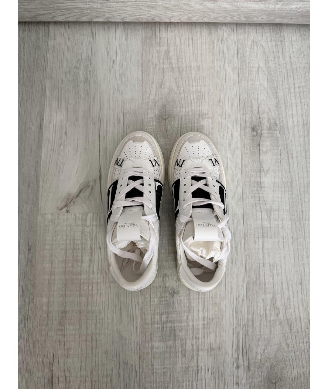 VALENTINO Белые кожаные кроссовки, фото 3