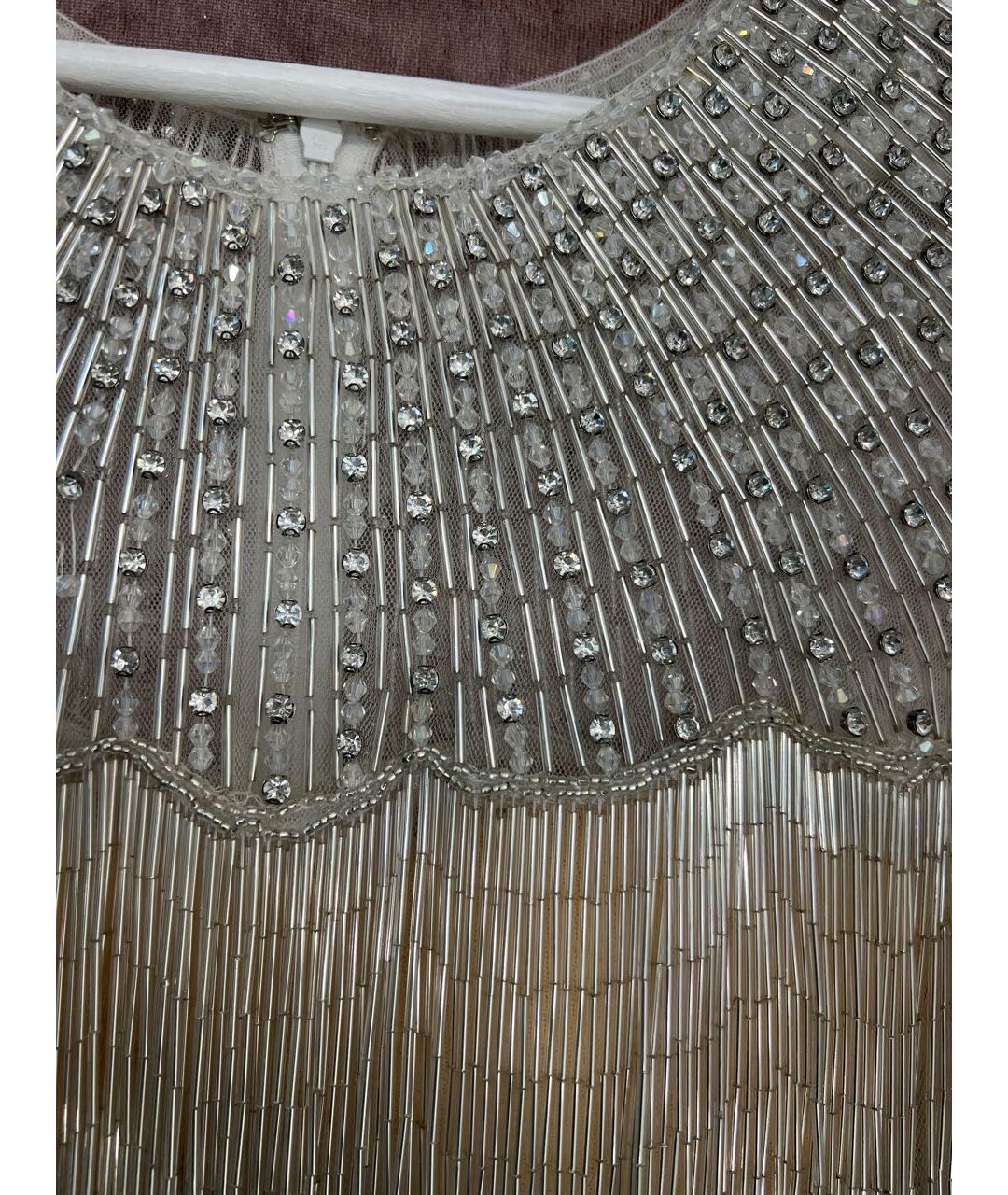 JOVANI Серебряное шелковое коктейльное платье, фото 4