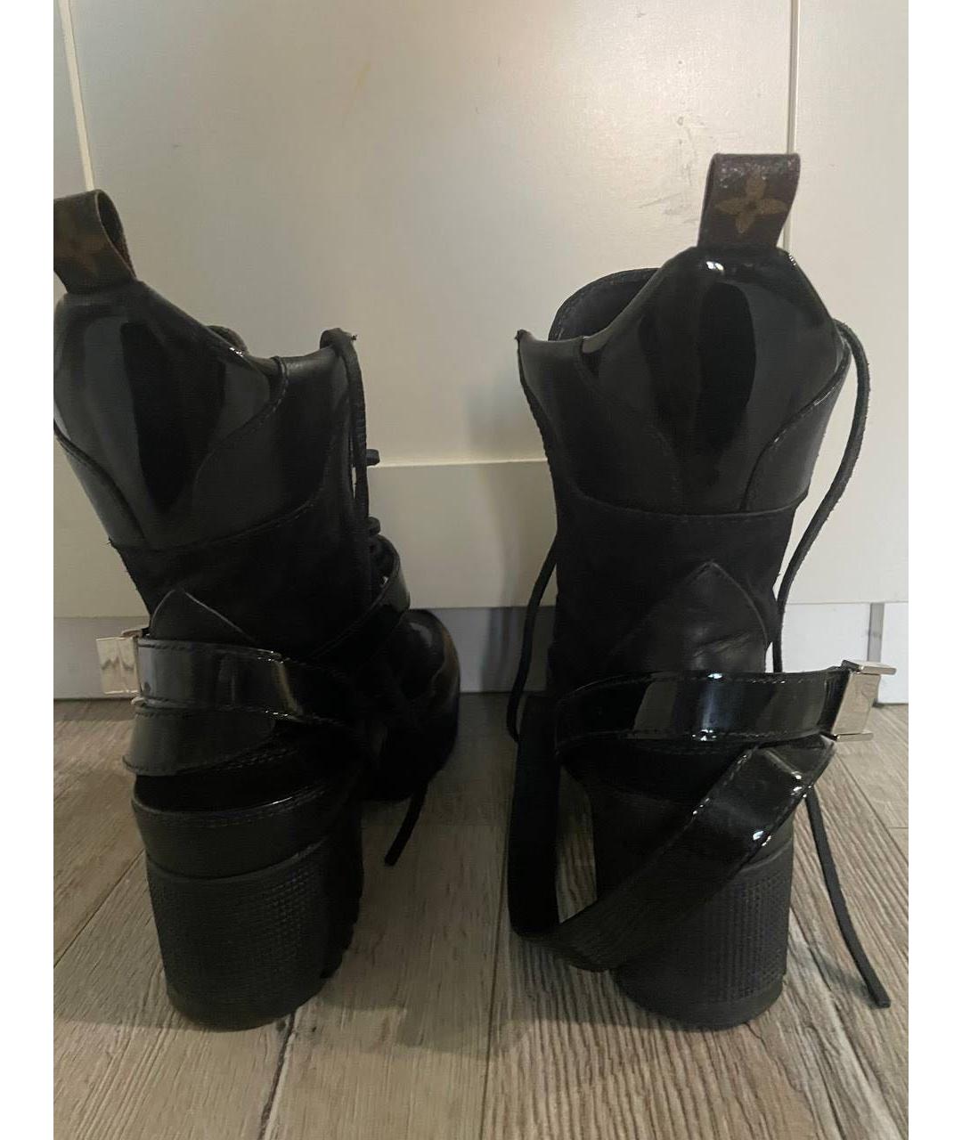 LOUIS VUITTON Черные замшевые ботинки, фото 7