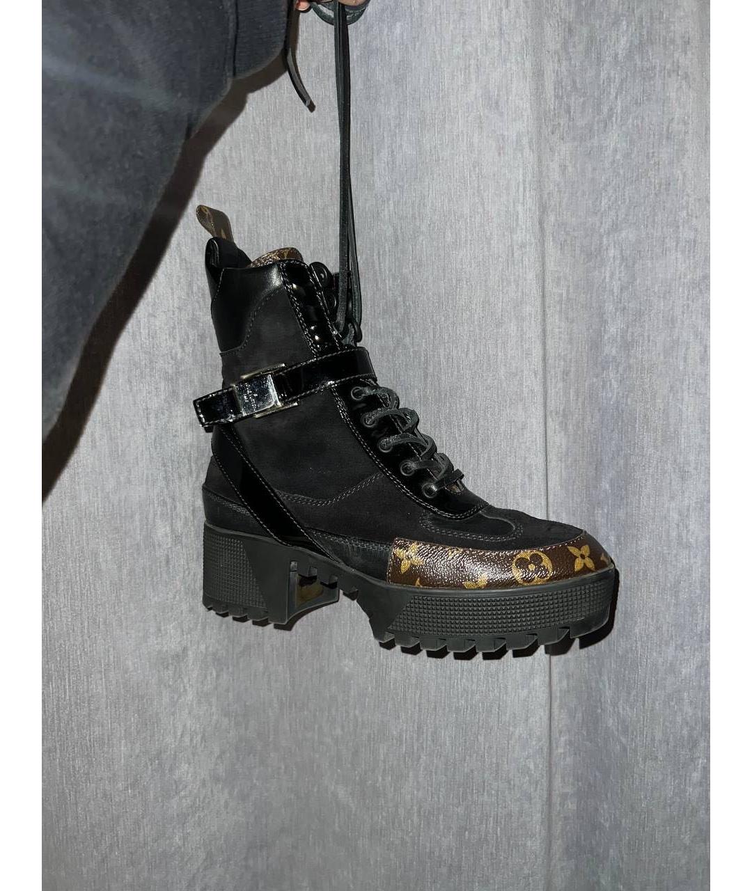 LOUIS VUITTON Черные замшевые ботинки, фото 2