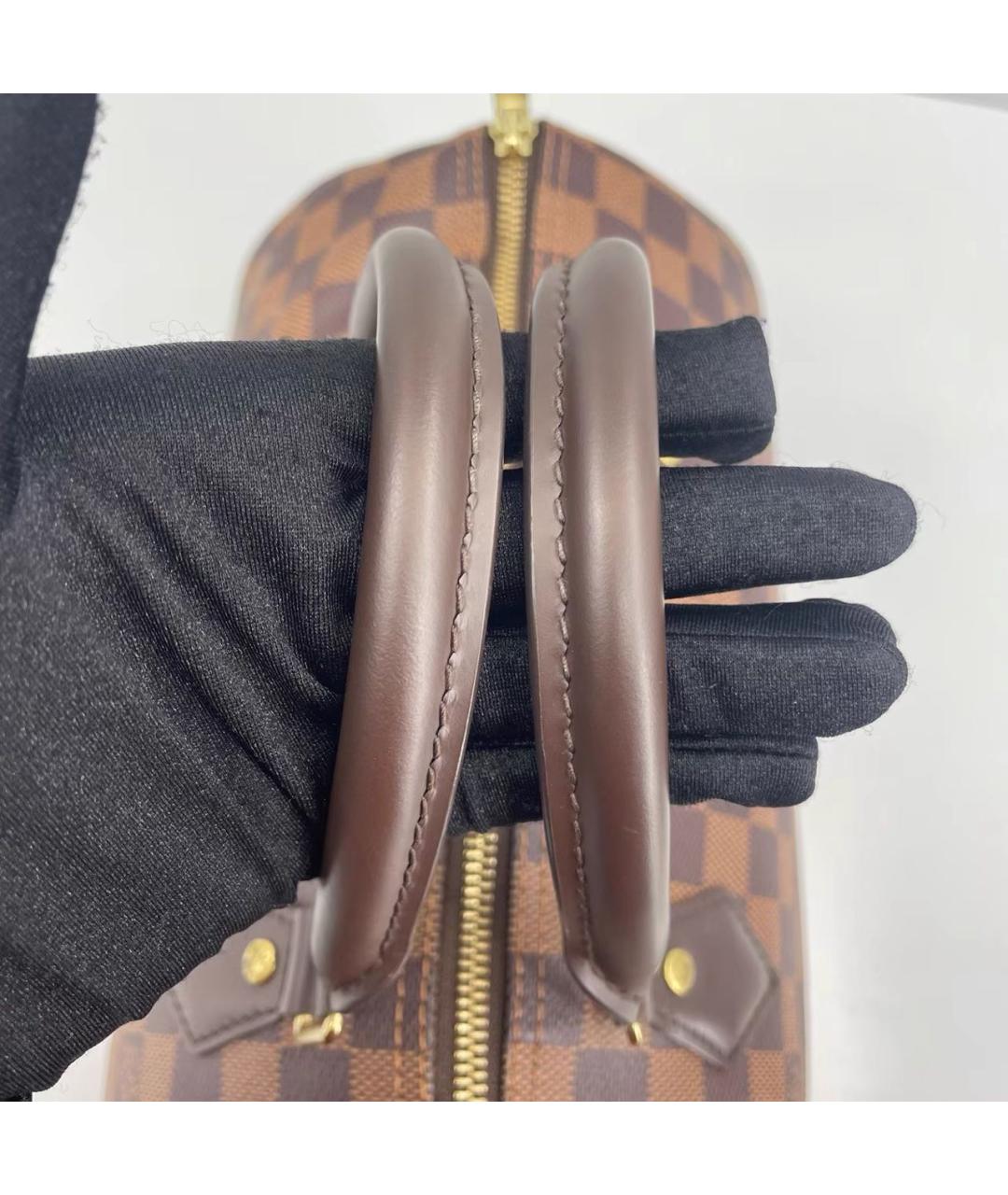 LOUIS VUITTON Коричневая сумка с короткими ручками, фото 8