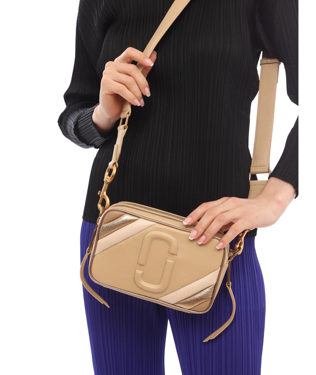 MARC JACOBS Бежевая кожаная сумка через плечо, фото 8