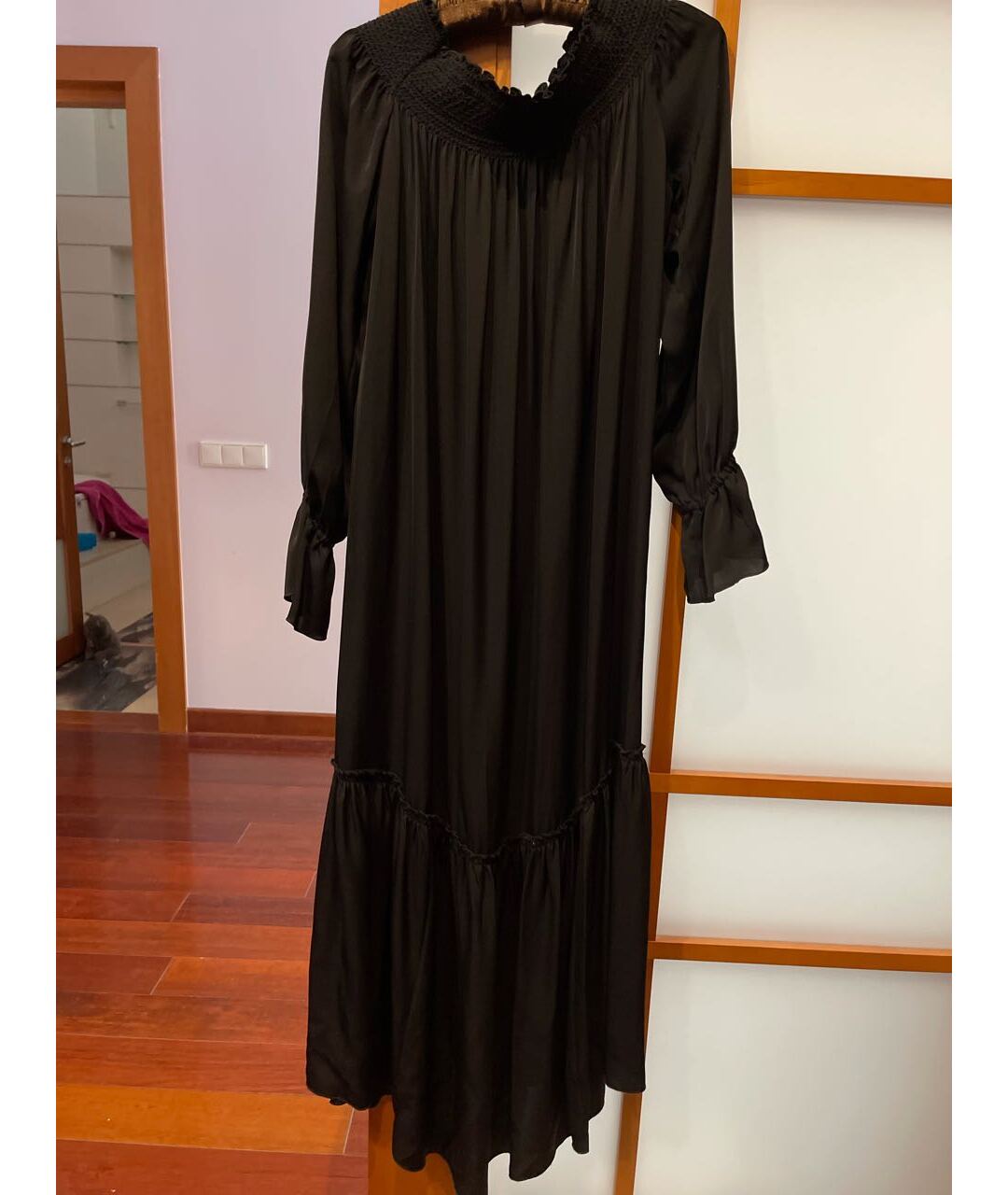 THEORY Черное шелковое повседневное платье, фото 2