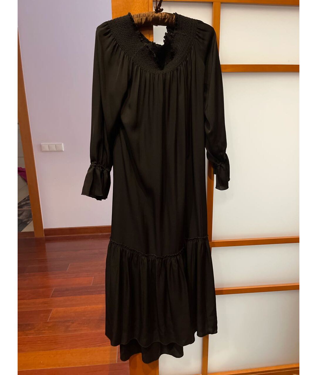 THEORY Черное шелковое повседневное платье, фото 5