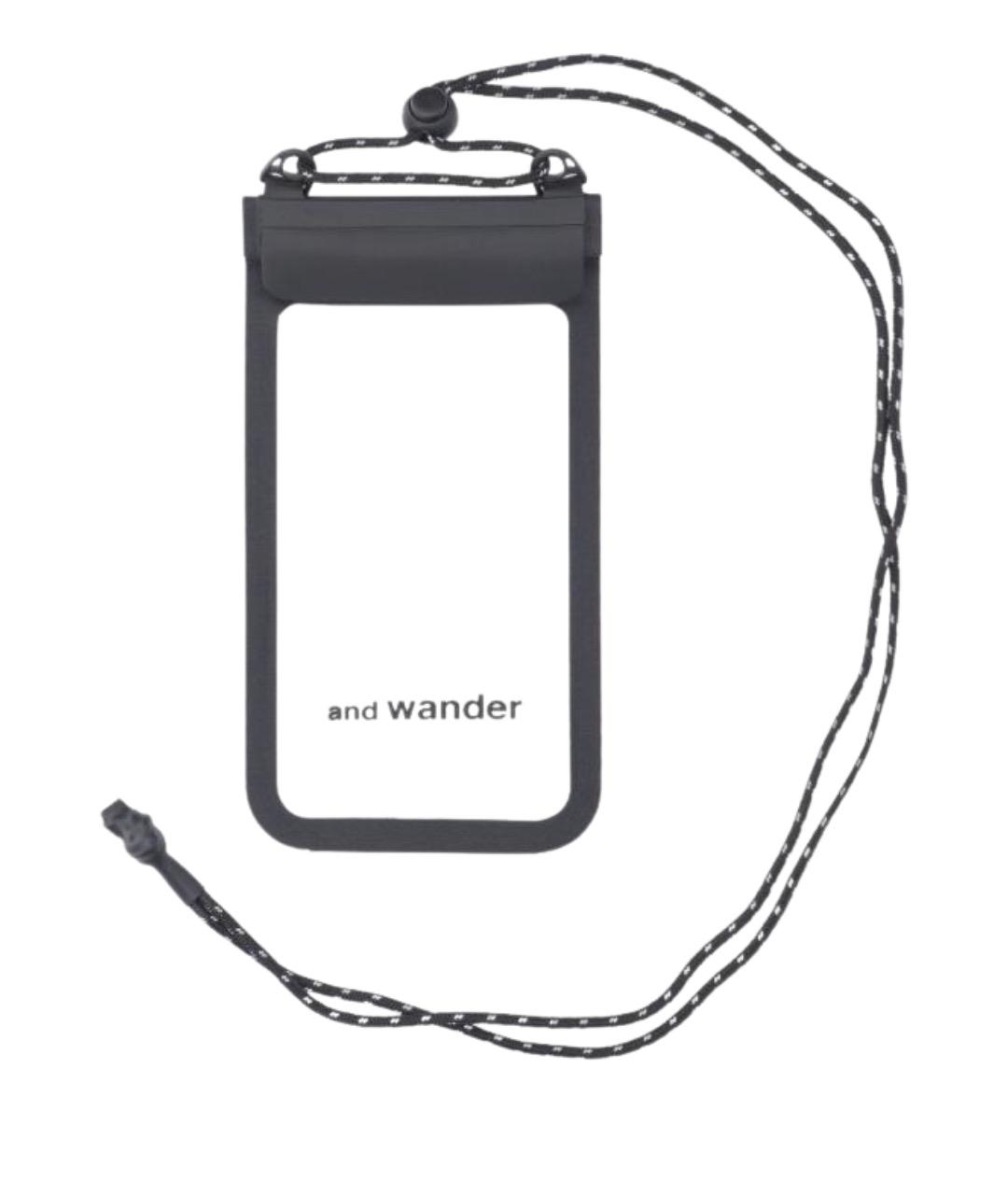 AND WANDER Черный брелок, фото 1