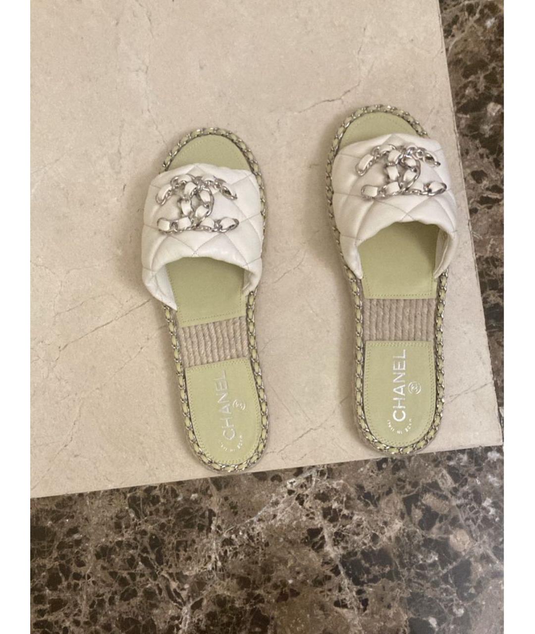 CHANEL Бежевые кожаные шлепанцы, фото 3