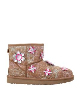 UGG AUSTRALIA Ботинки