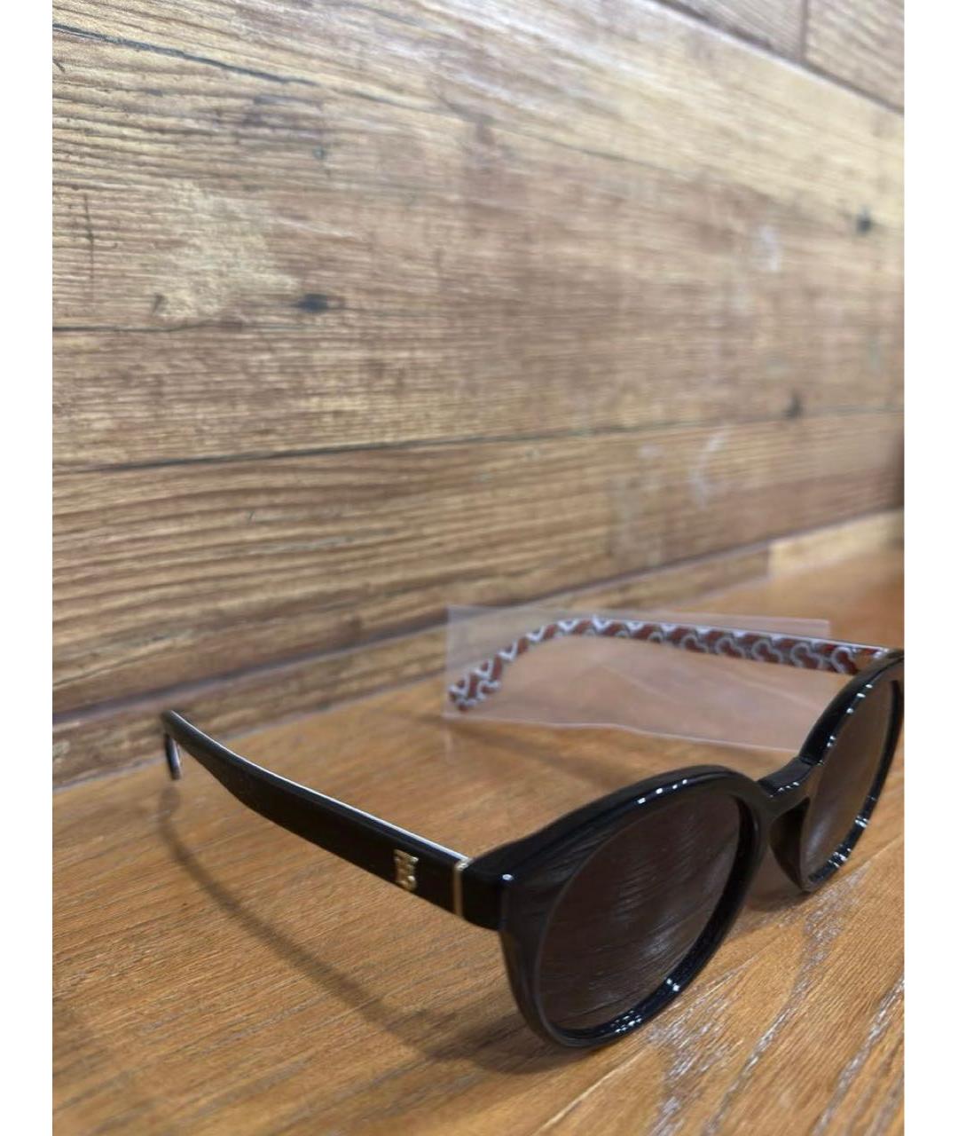 BURBERRY Черные пластиковые солнцезащитные очки, фото 2
