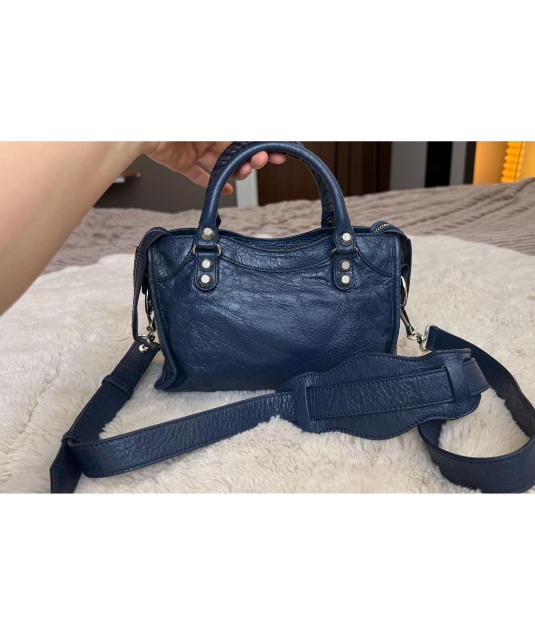 BALENCIAGA Темно-синяя кожаная сумка с короткими ручками, фото 3