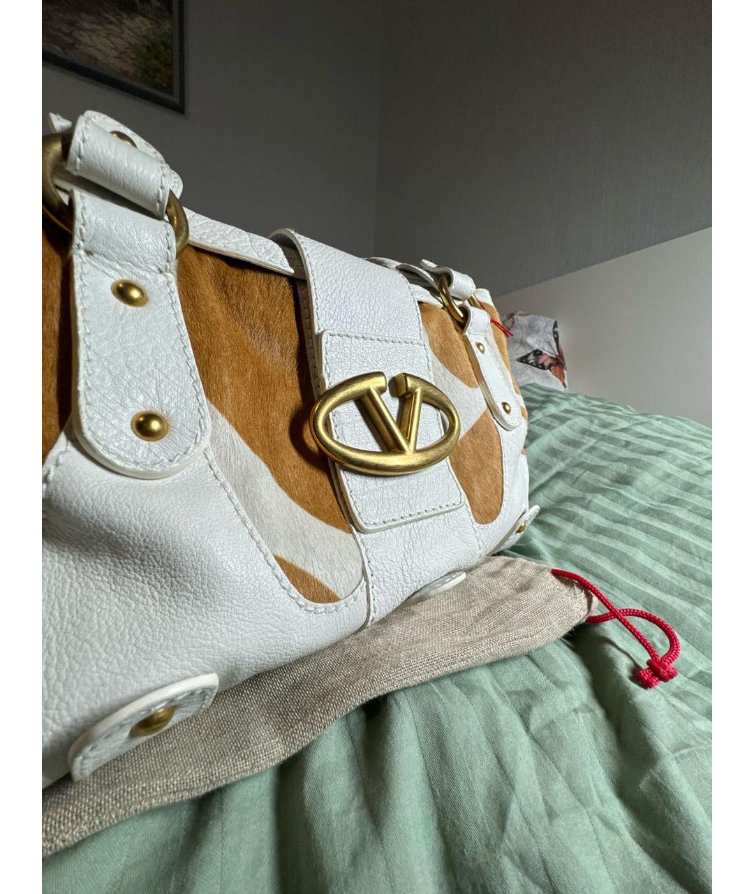 VALENTINO Сумка с короткими ручками из экзотической кожи, фото 7