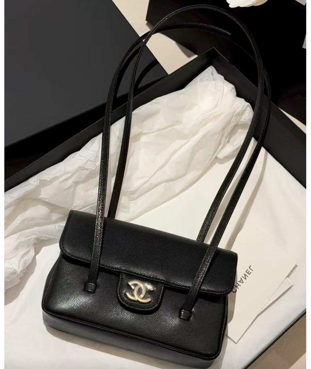 CHANEL Черная кожаная сумка с короткими ручками, фото 4