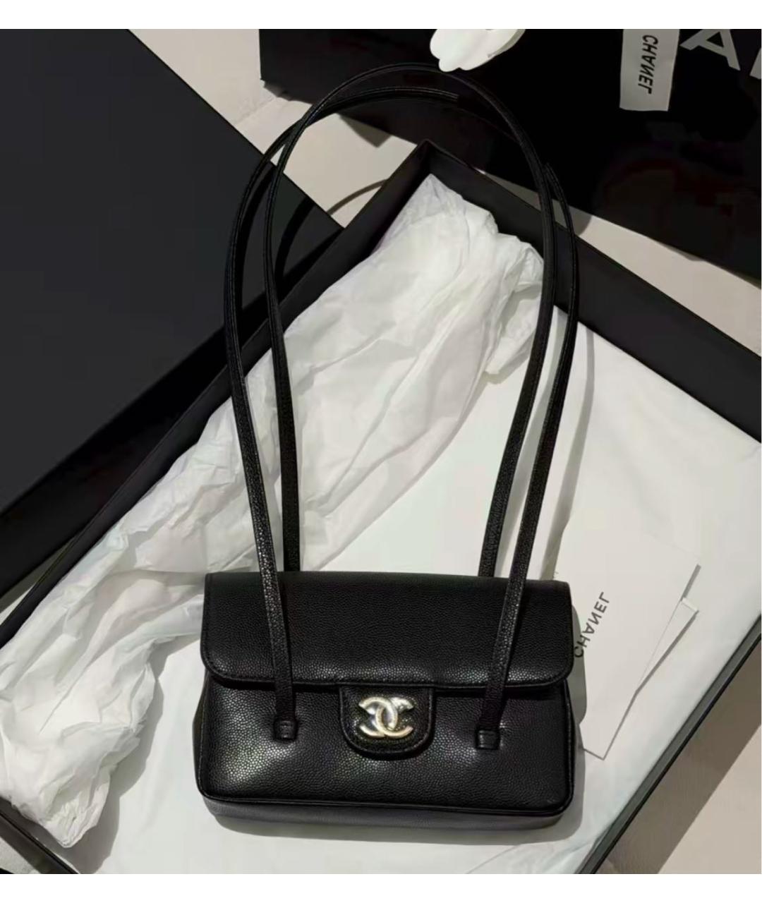 CHANEL Черная кожаная сумка с короткими ручками, фото 3