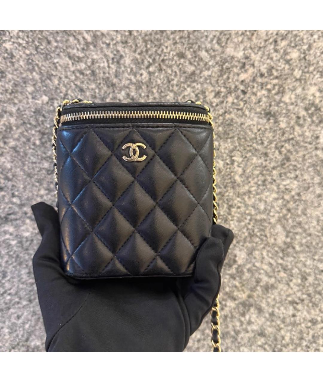 CHANEL Черная кожаная сумка через плечо, фото 2
