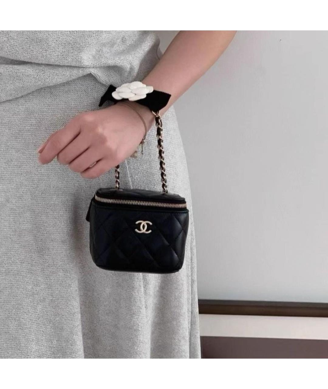 CHANEL Черная кожаная сумка через плечо, фото 3