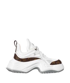 LOUIS VUITTON Высокие кроссовки / кеды