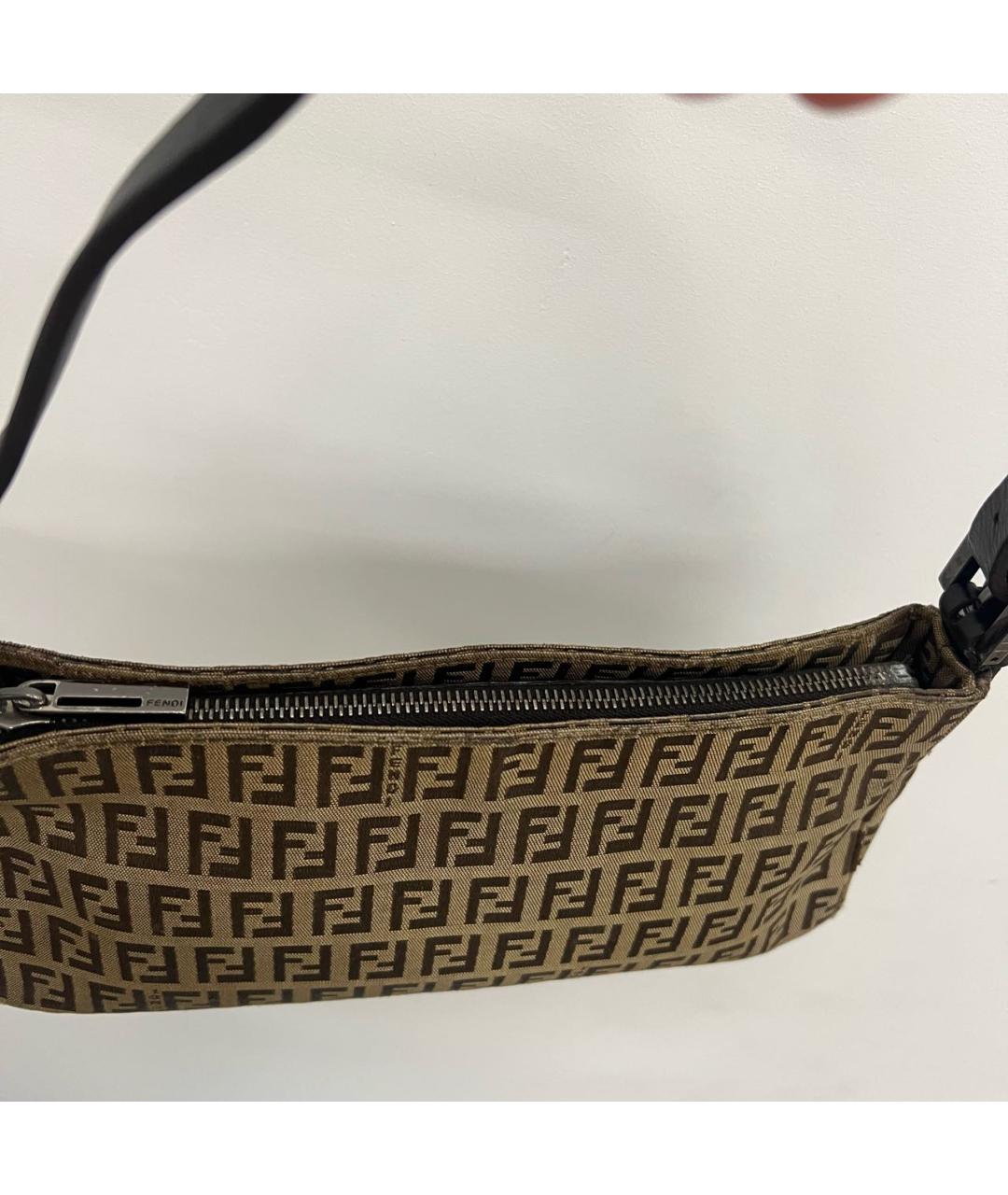 FENDI Коричневая кожаная сумка с короткими ручками, фото 6