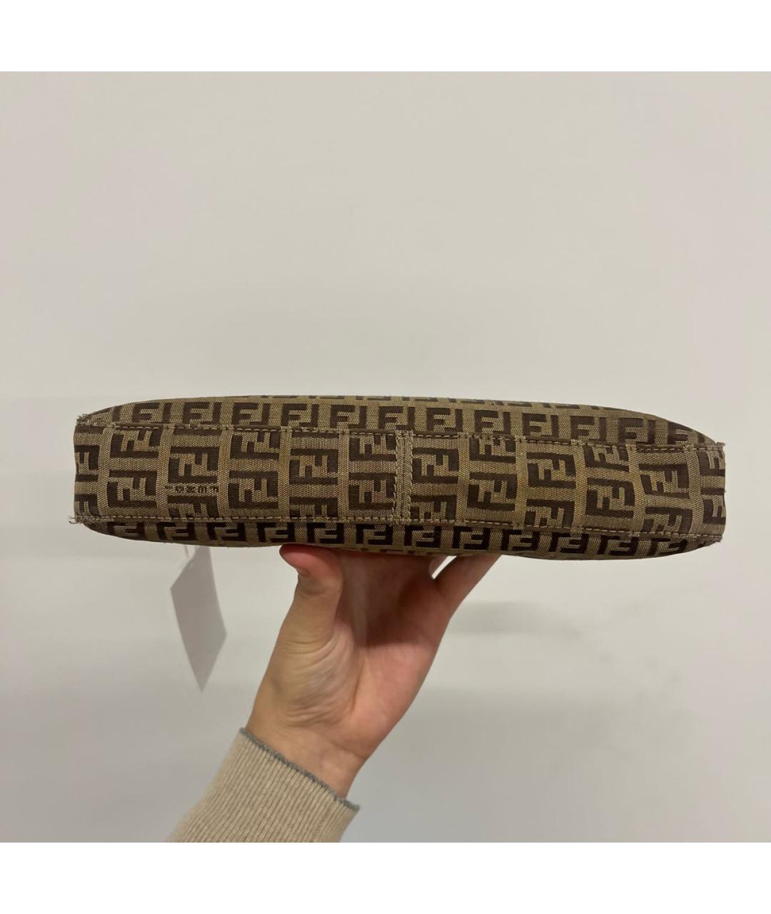 FENDI Коричневая кожаная сумка с короткими ручками, фото 8