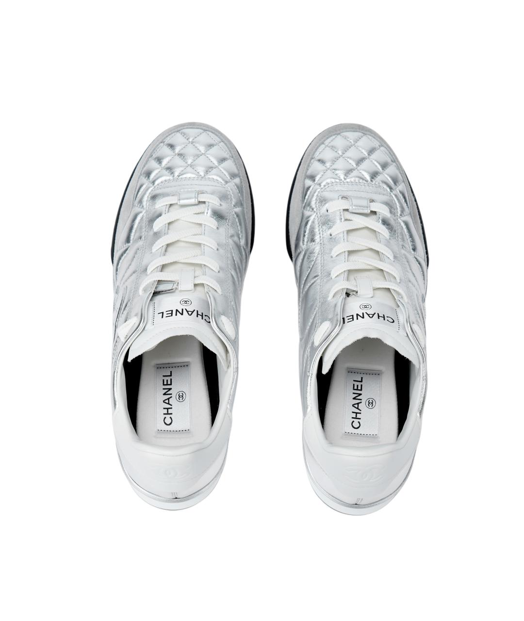 CHANEL Серебряные кожаные низкие кроссовки / кеды, фото 3