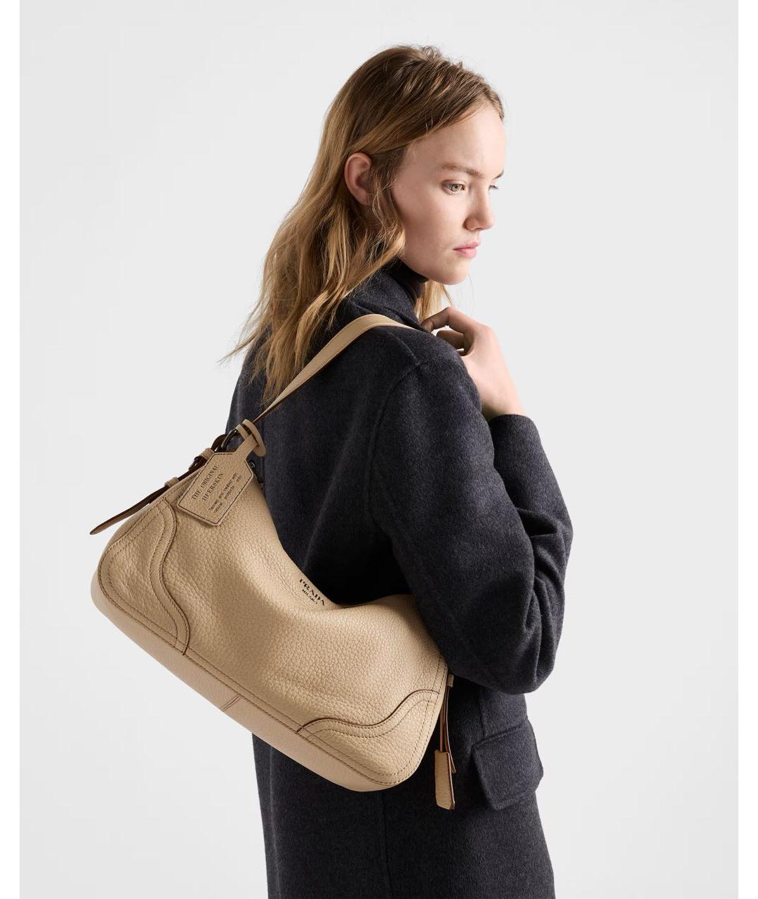 PRADA Бежевая кожаная сумка через плечо, фото 2