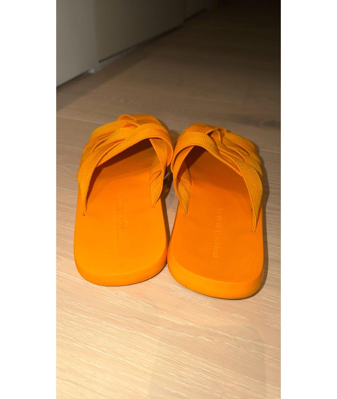 BOTTEGA VENETA Оранжевое текстильные сандалии, фото 4