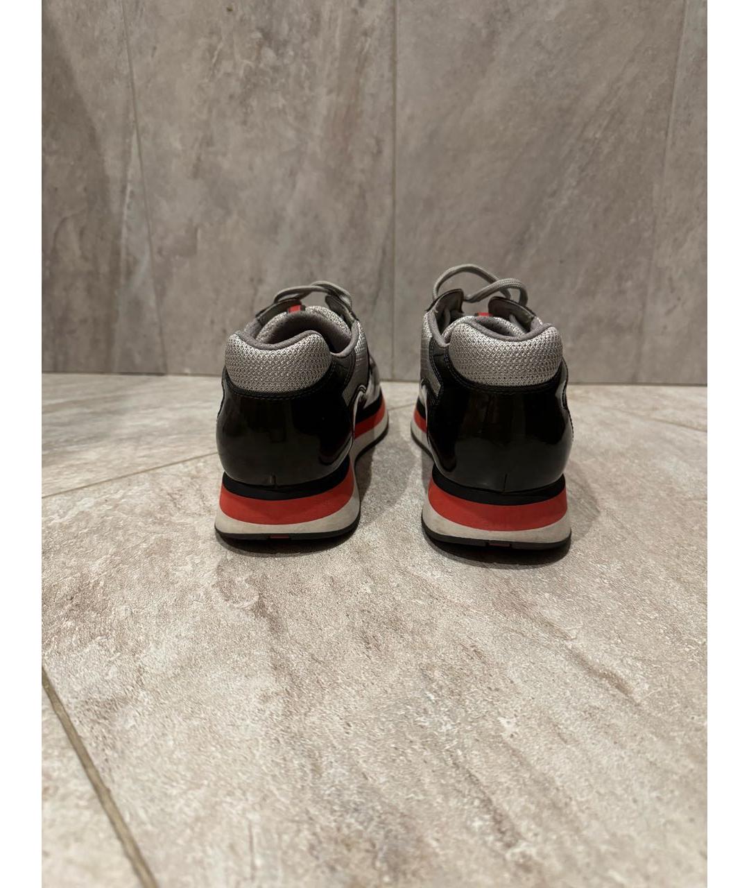 PRADA Черные низкие кроссовки / кеды из лакированной кожи, фото 4