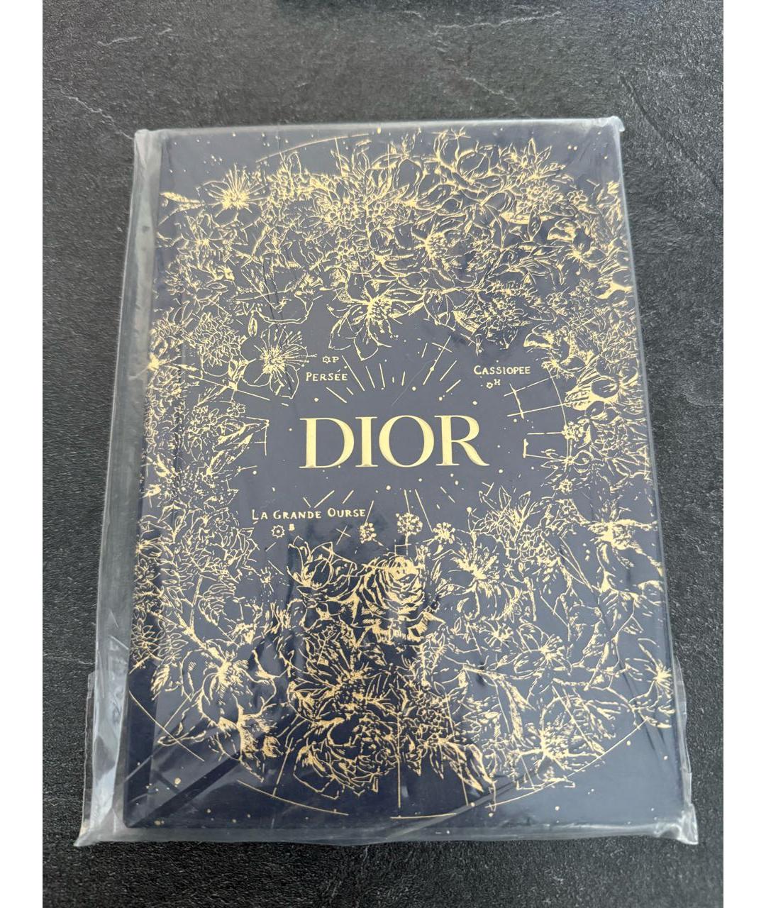CHRISTIAN DIOR Книга, фото 2