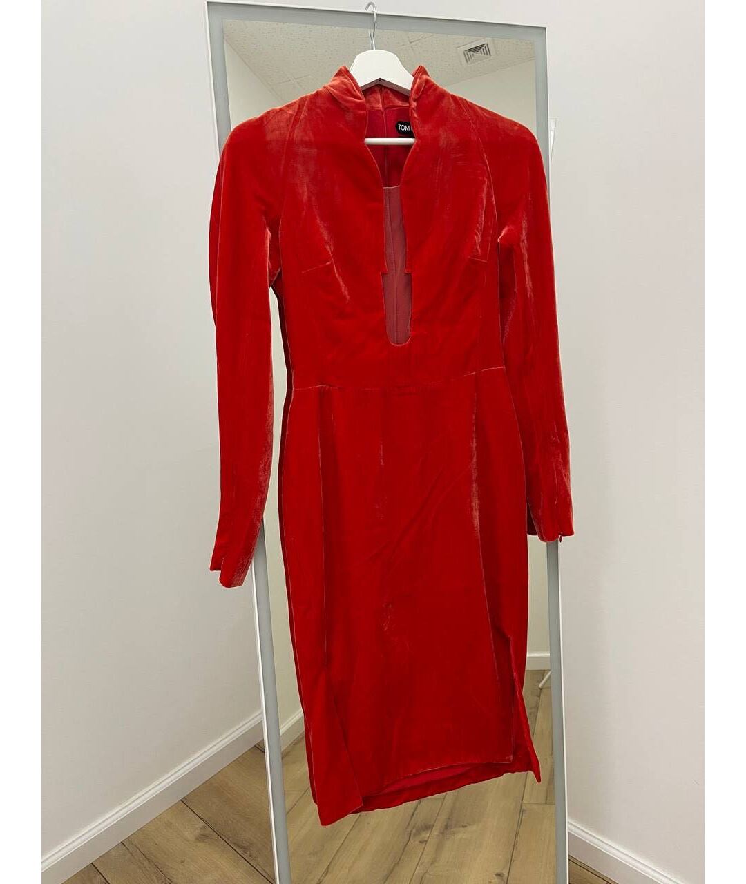 TOM FORD Красное бархатное повседневное платье, фото 8