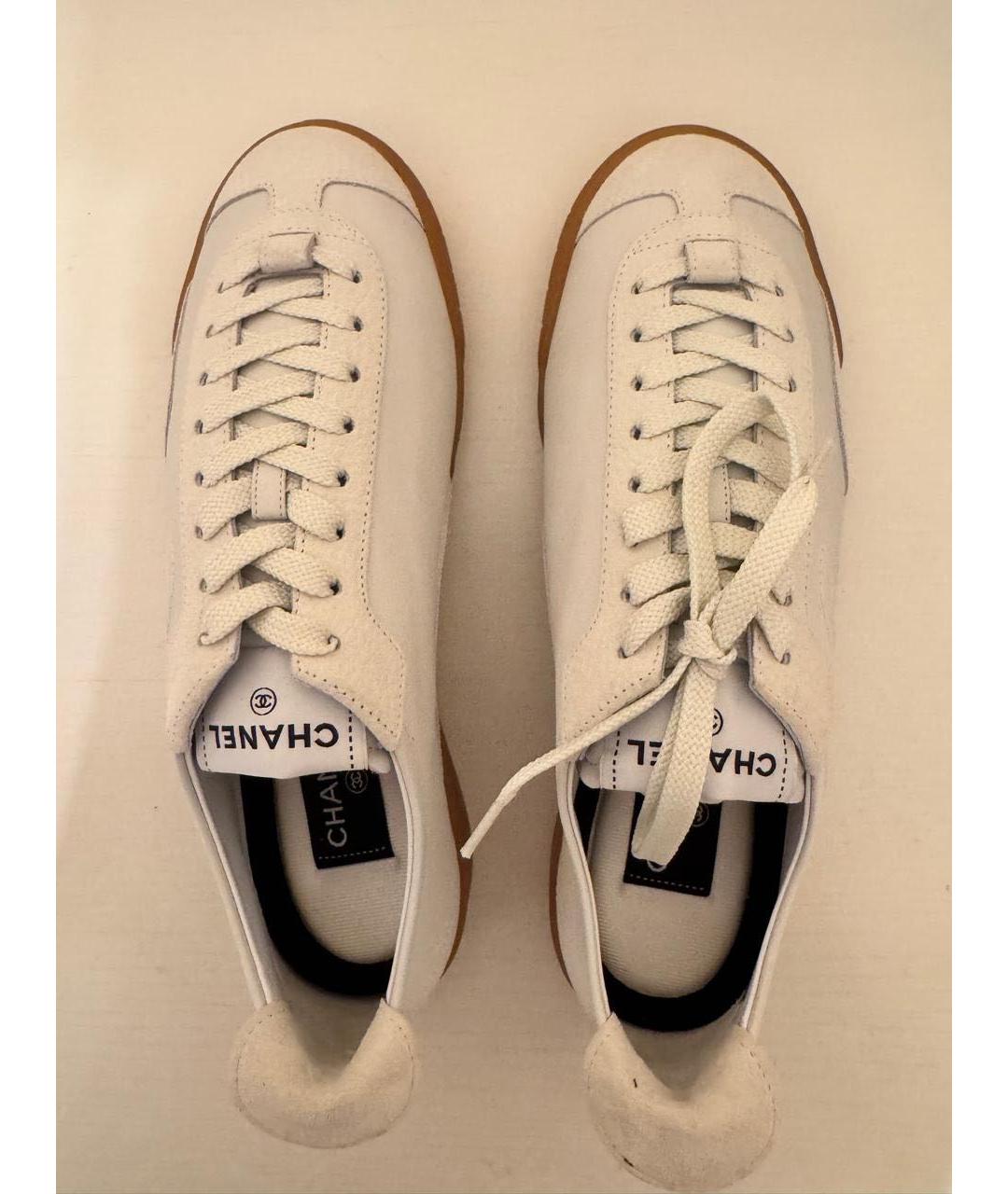 CHANEL Белые кожаные кеды, фото 3