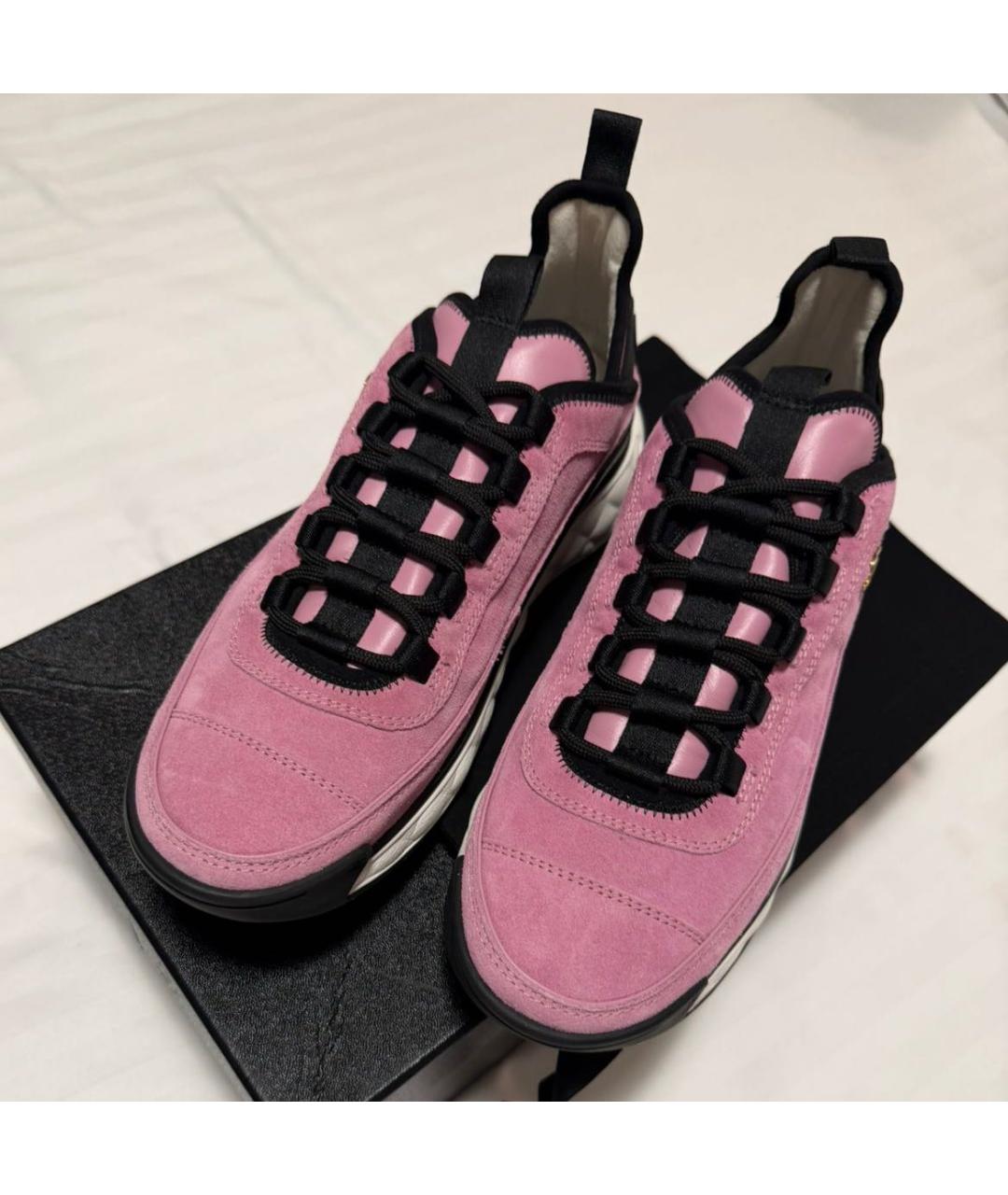 CHANEL Розовые замшевые кроссовки, фото 2