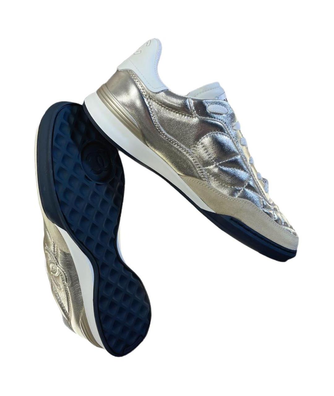 CHANEL Золотые кожаные кеды, фото 6