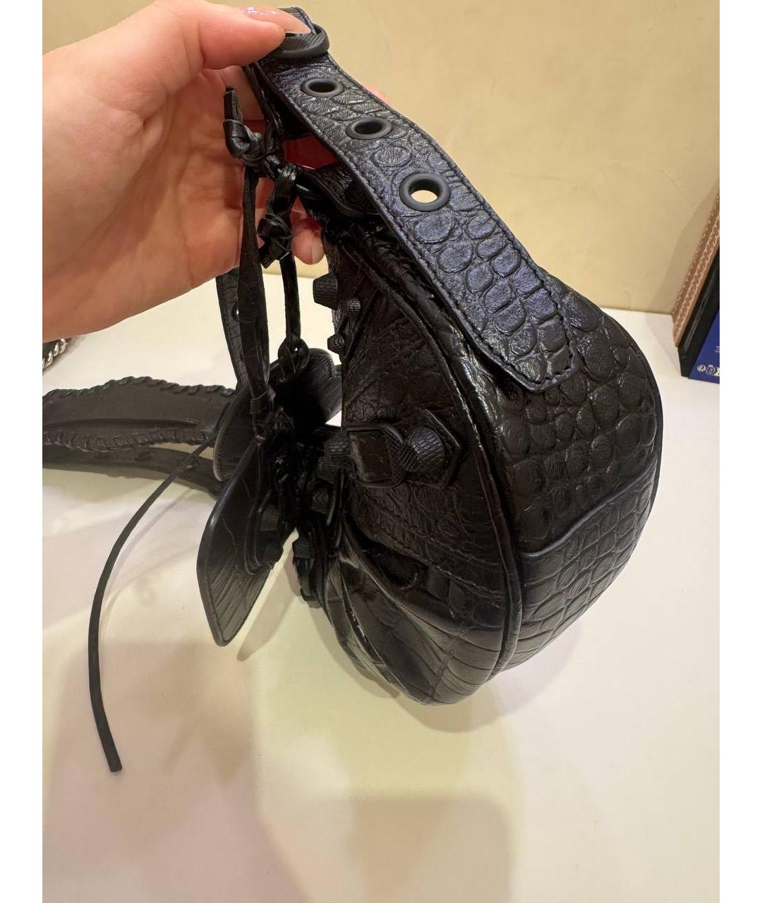 BALENCIAGA Черная сумка через плечо из лакированной кожи, фото 5