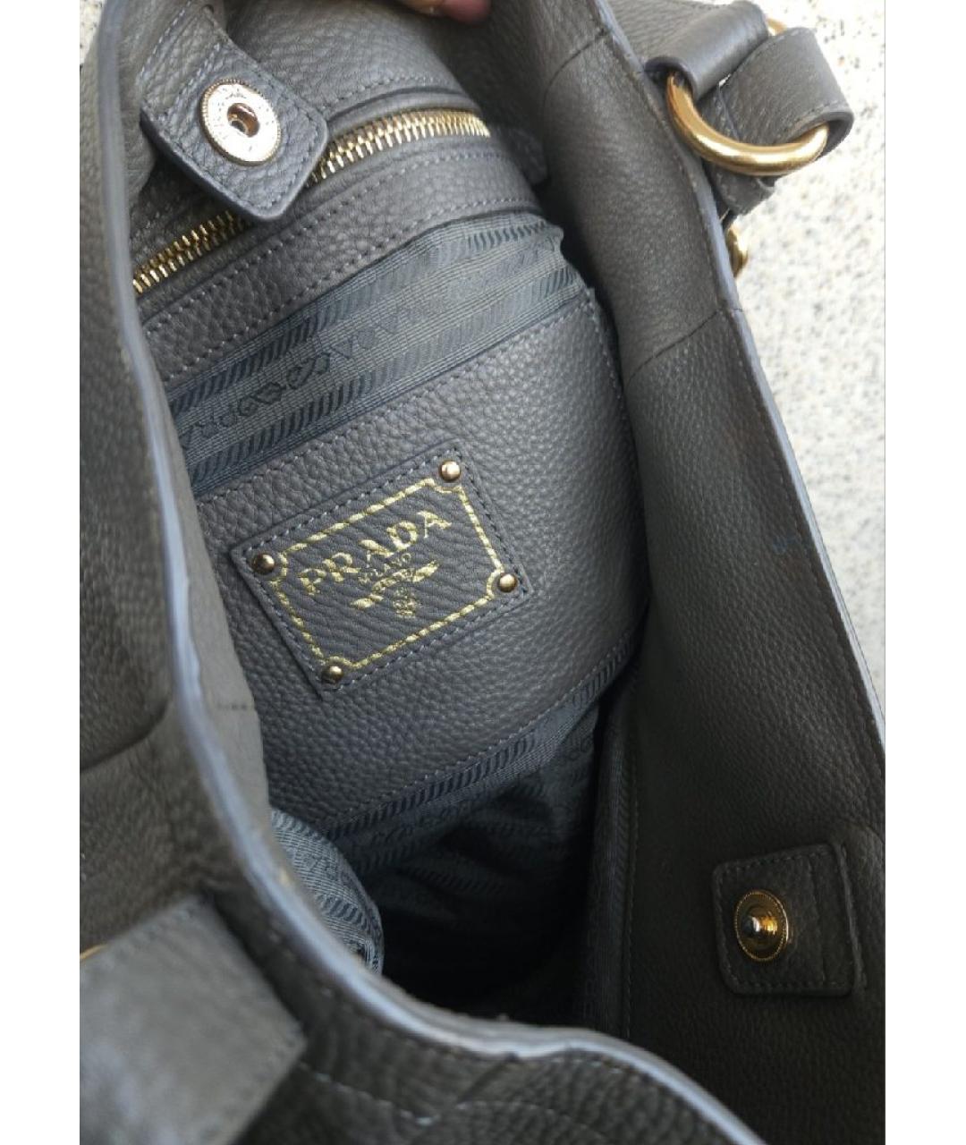 PRADA Серая кожаная сумка через плечо, фото 7