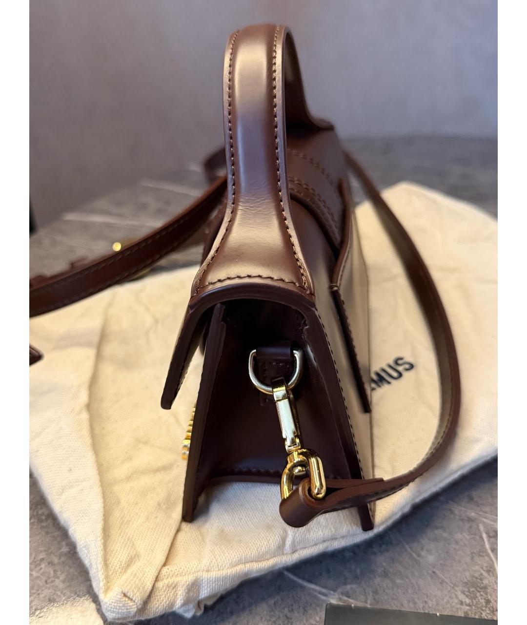 JACQUEMUS Коричневая кожаная сумка с короткими ручками, фото 2