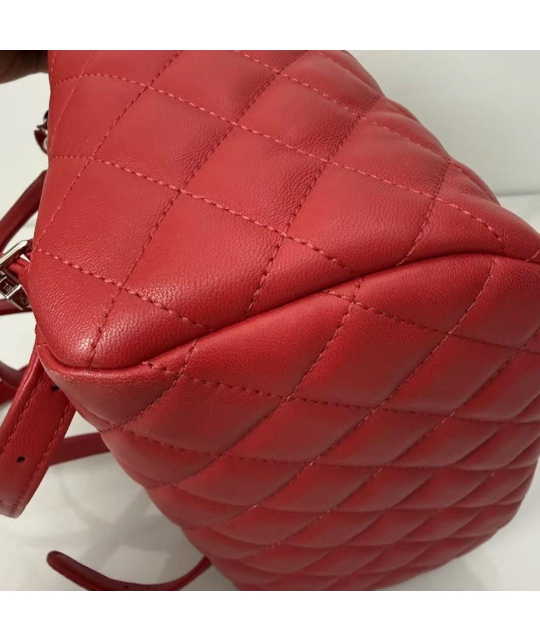 CHANEL Красный кожаный рюкзак, фото 8