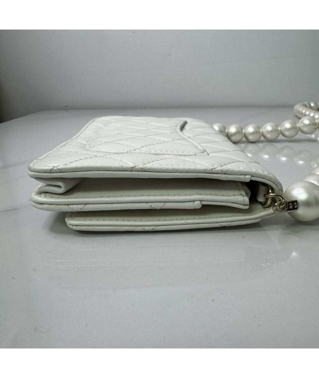 CHANEL Белая кожаная сумка через плечо, фото 5