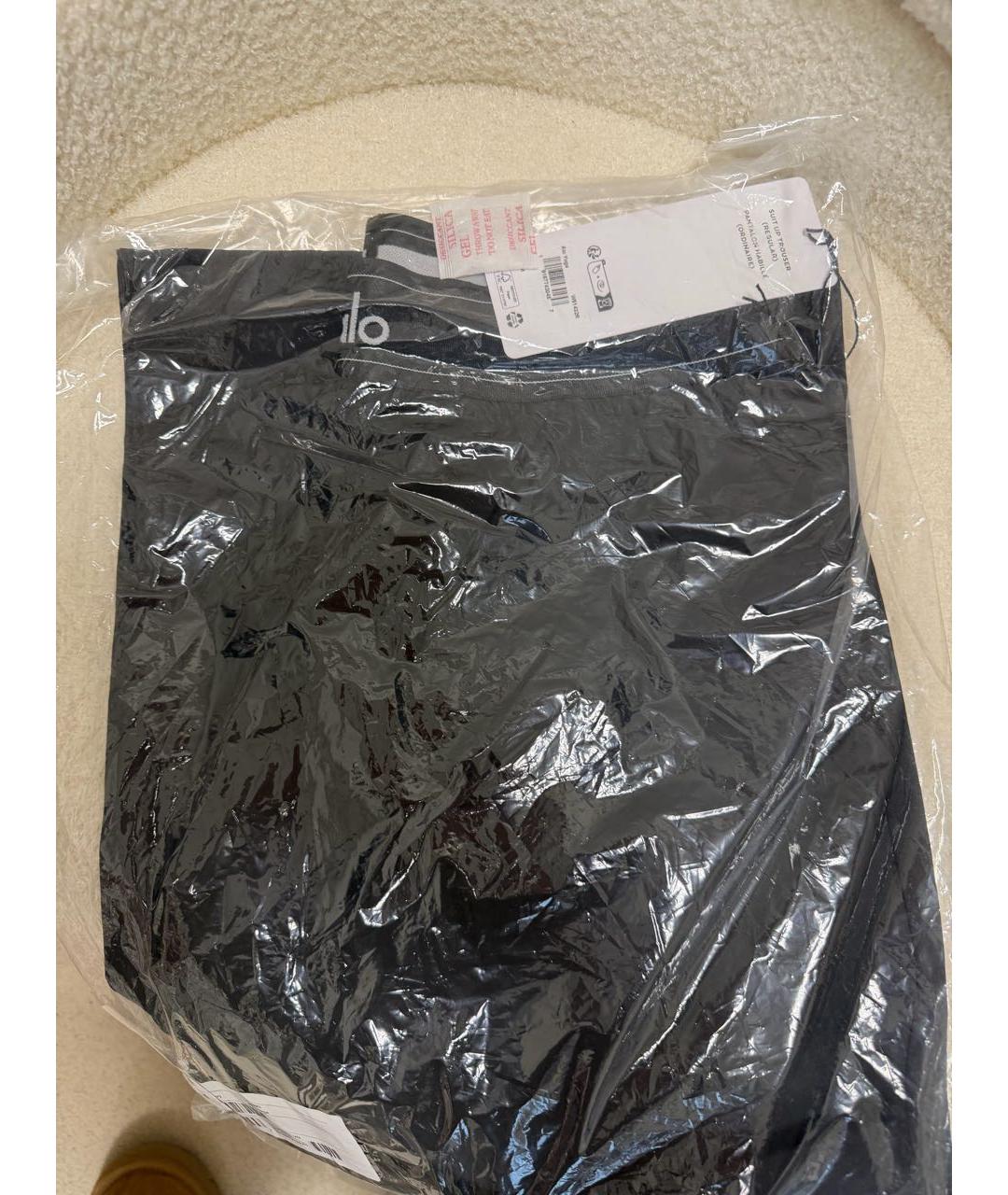 ALO YOGA Черные полиэстеровые спортивные брюки и шорты, фото 4